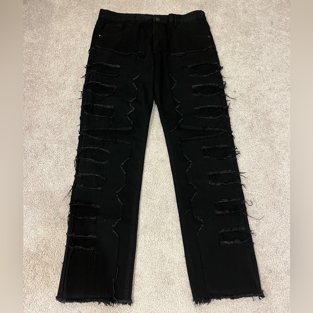 Classic B Men’s Distressed Y2K Jeans